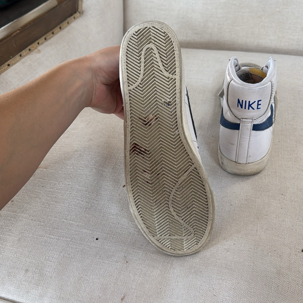 NIKE Women's Blazer Mid 77 White Game Royal Size 9 - Picture 7 of 10